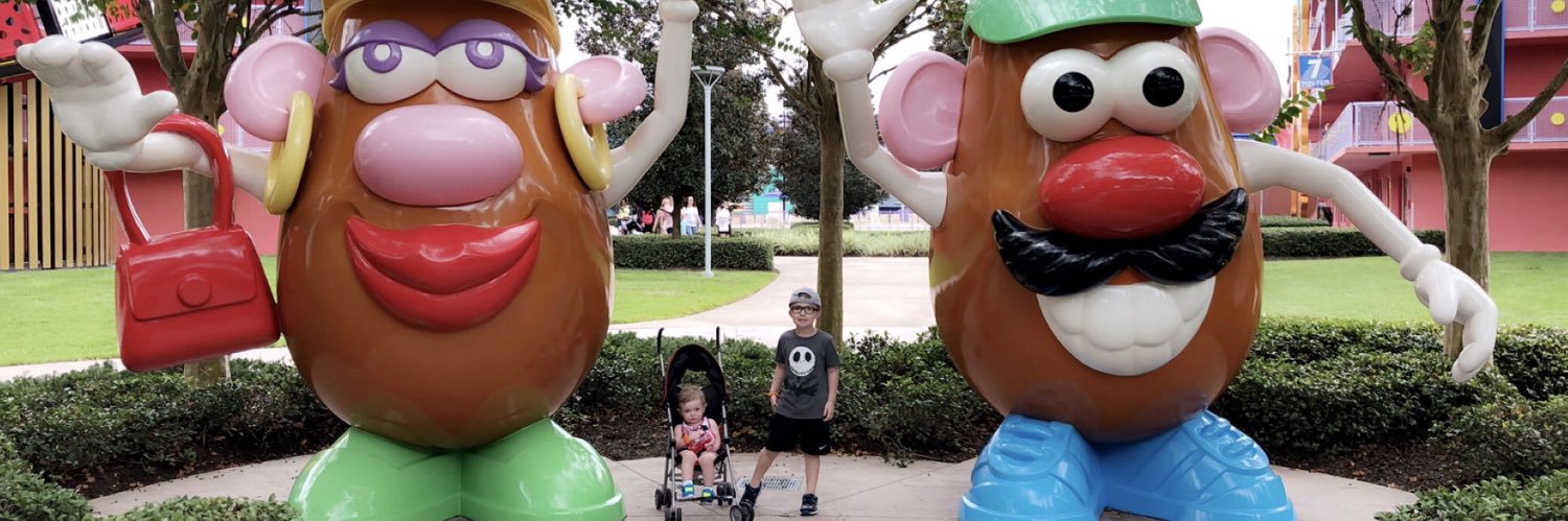 KrileyXO's profile banner image