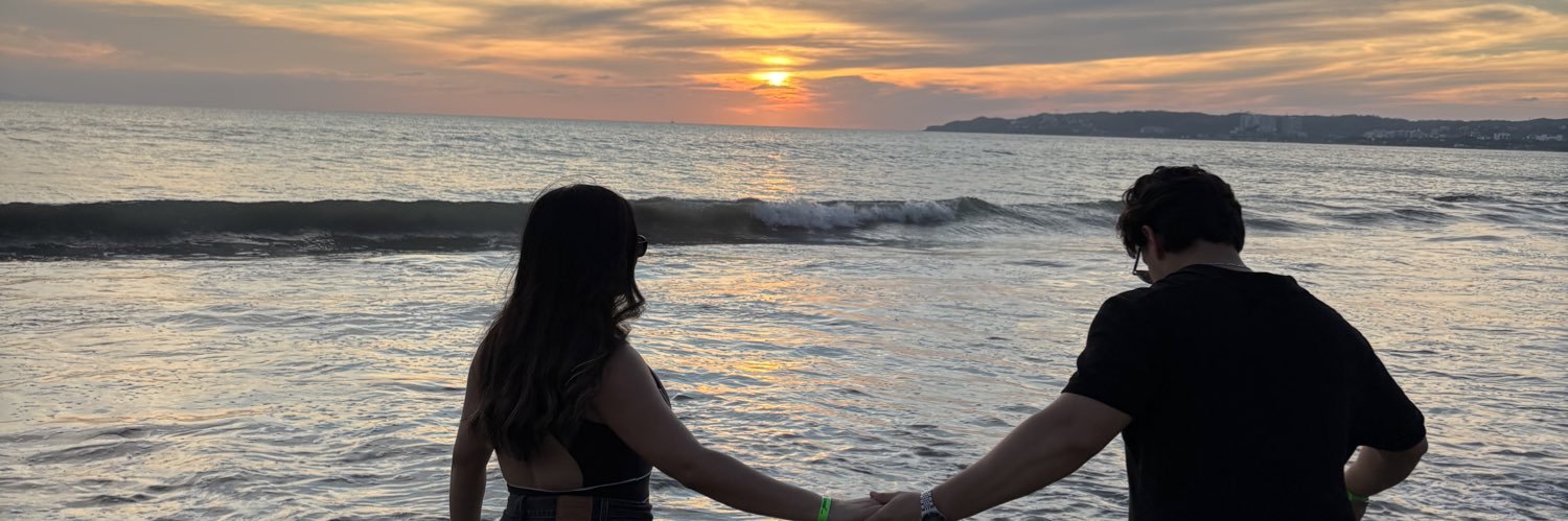 ReynaRodriguezS's profile banner image
