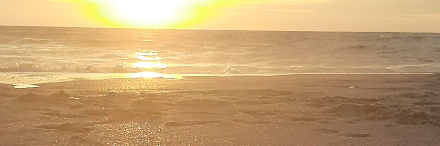 keylaCampozano's profile banner image