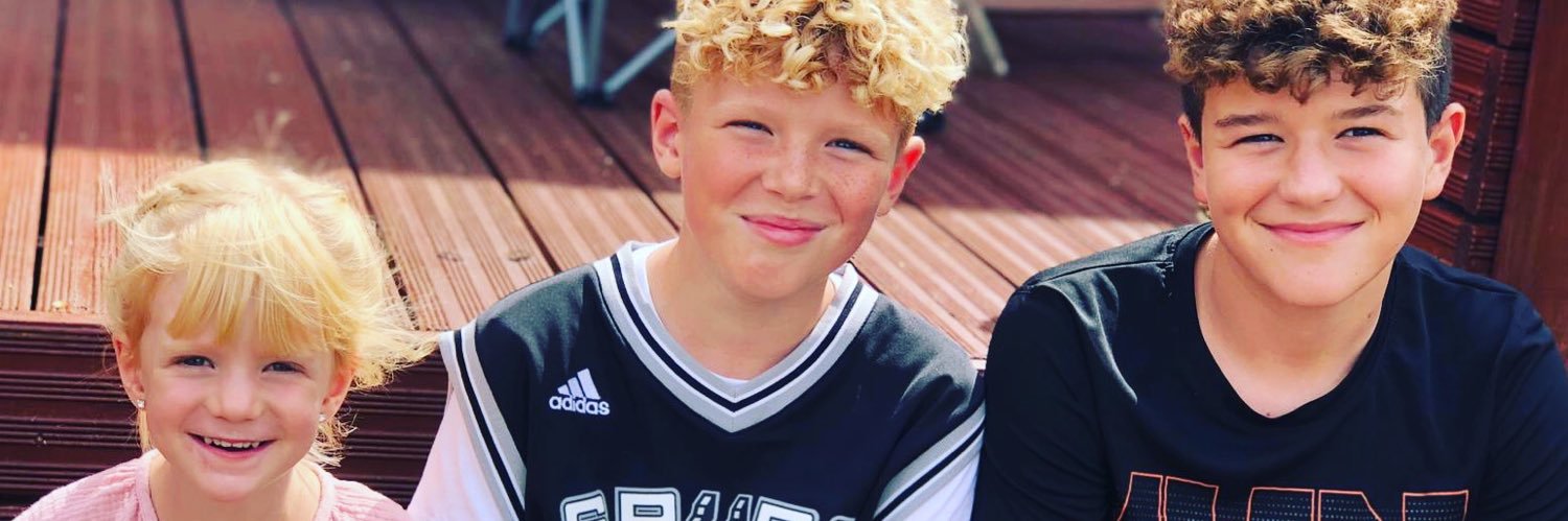 Dean Beckwith banner