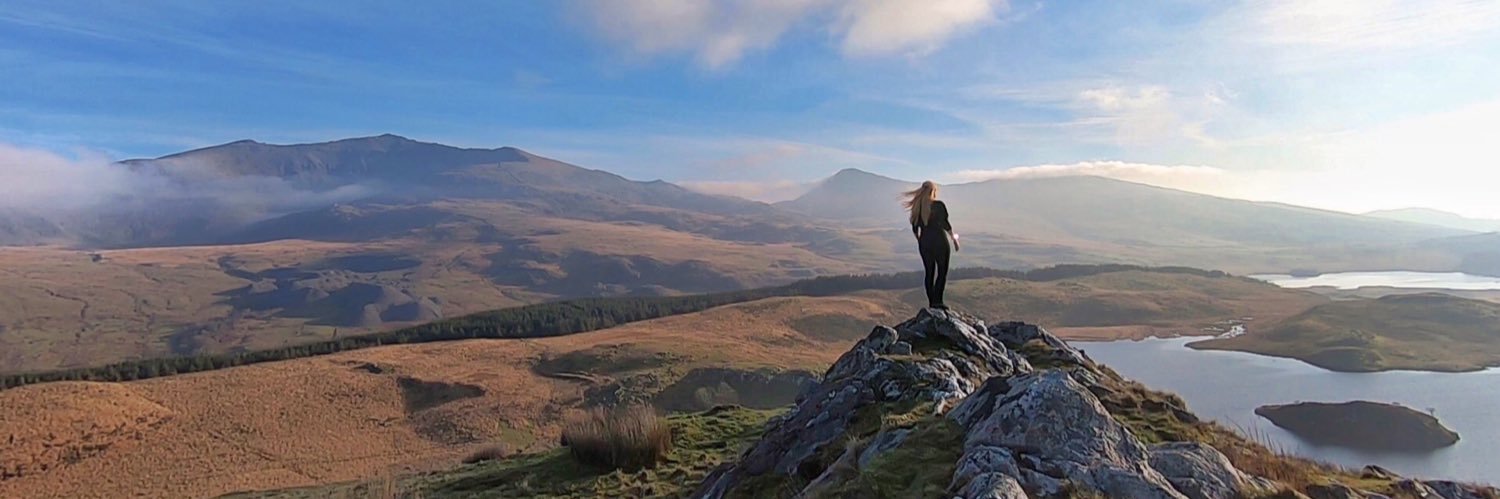 melcgarside's profile banner image