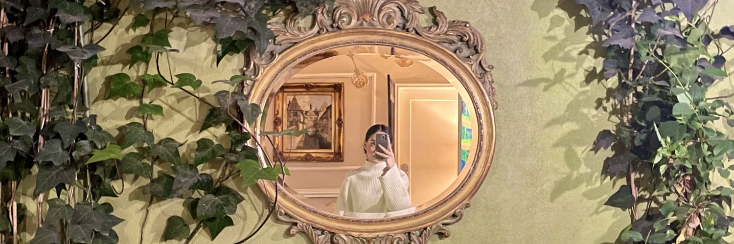 KaroRooman's profile banner image
