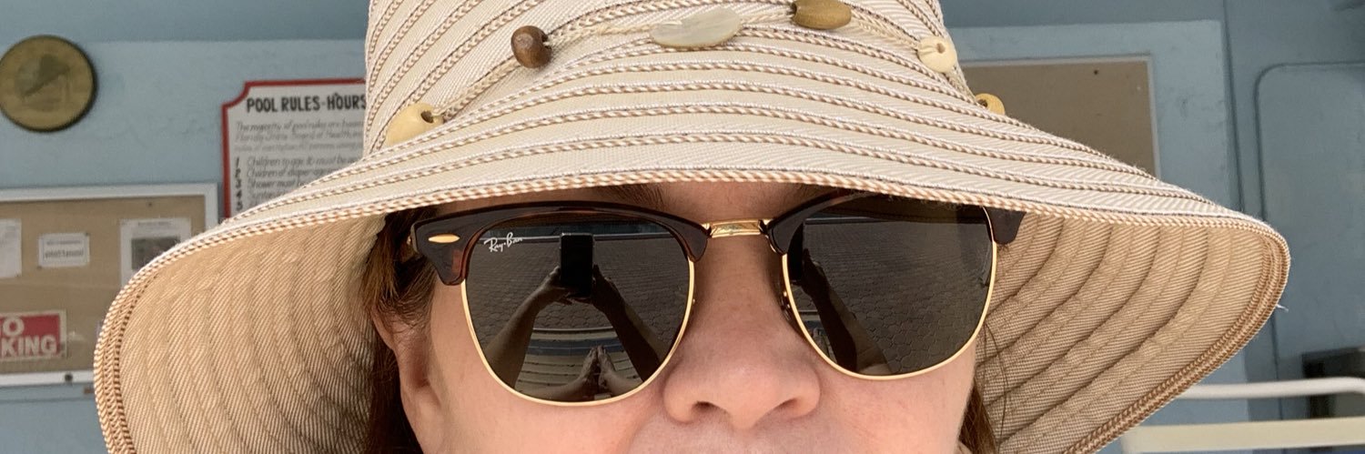 Hannahfarrell's profile banner image