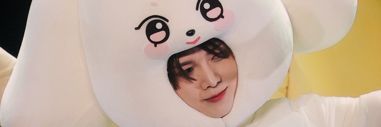 Reneeehoo's profile banner image