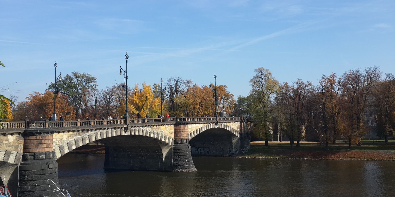 Luis Enrique Pardo banner