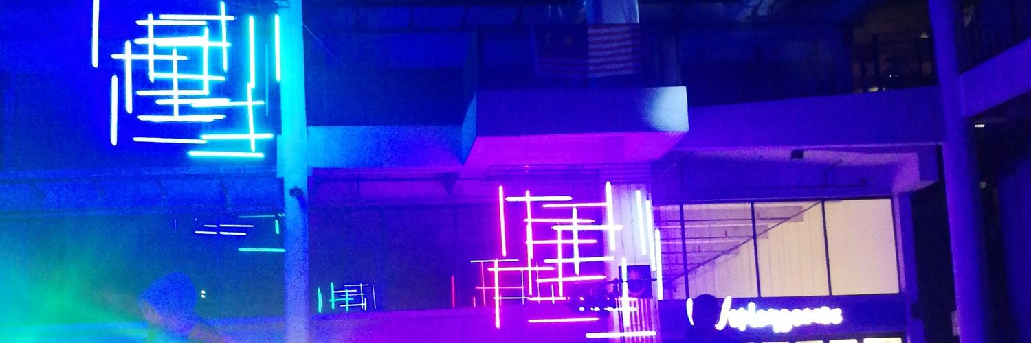 azris85's profile banner image