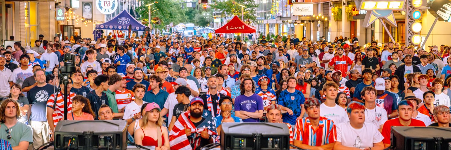 4thstlive's profile banner image