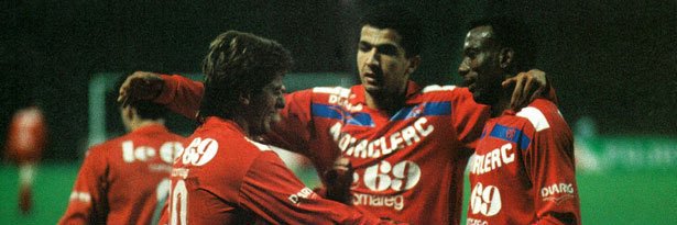 mc cauley banner