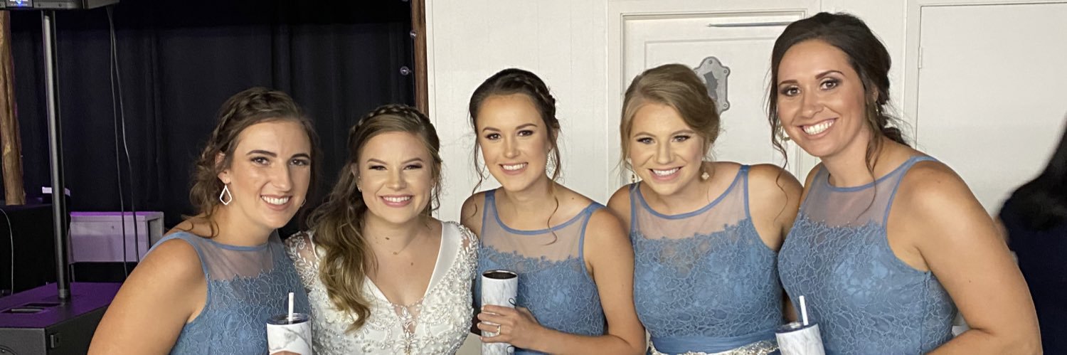 annakvinta's profile banner image