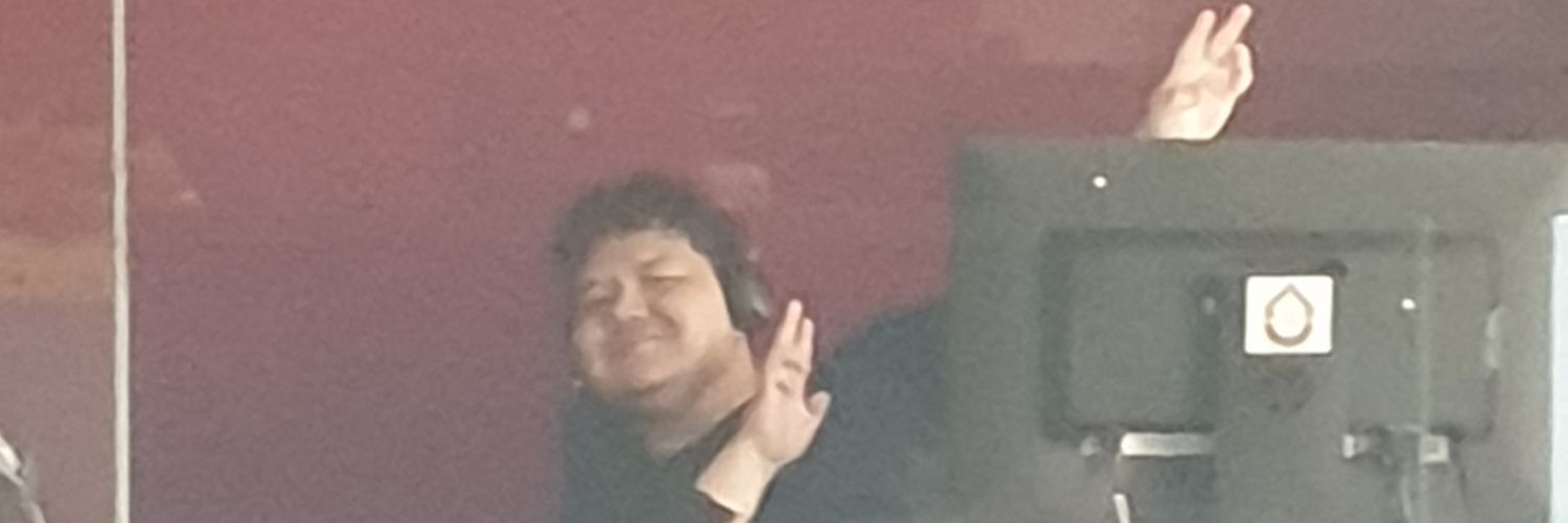 Molonlabem's profile banner image