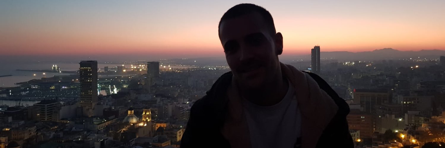 luis_buss's profile banner image