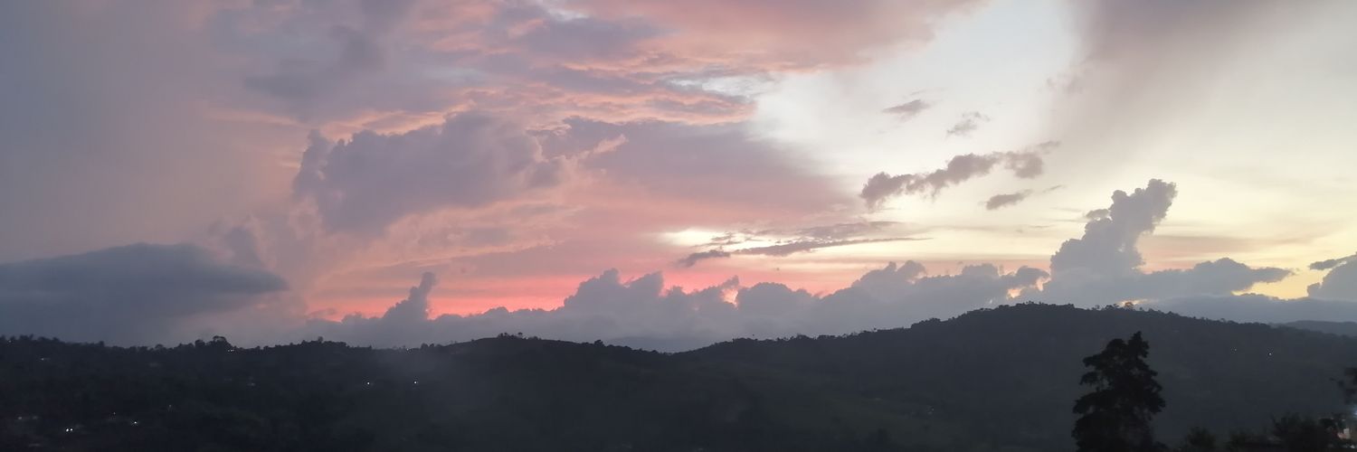 LauraMarcela72's profile banner image