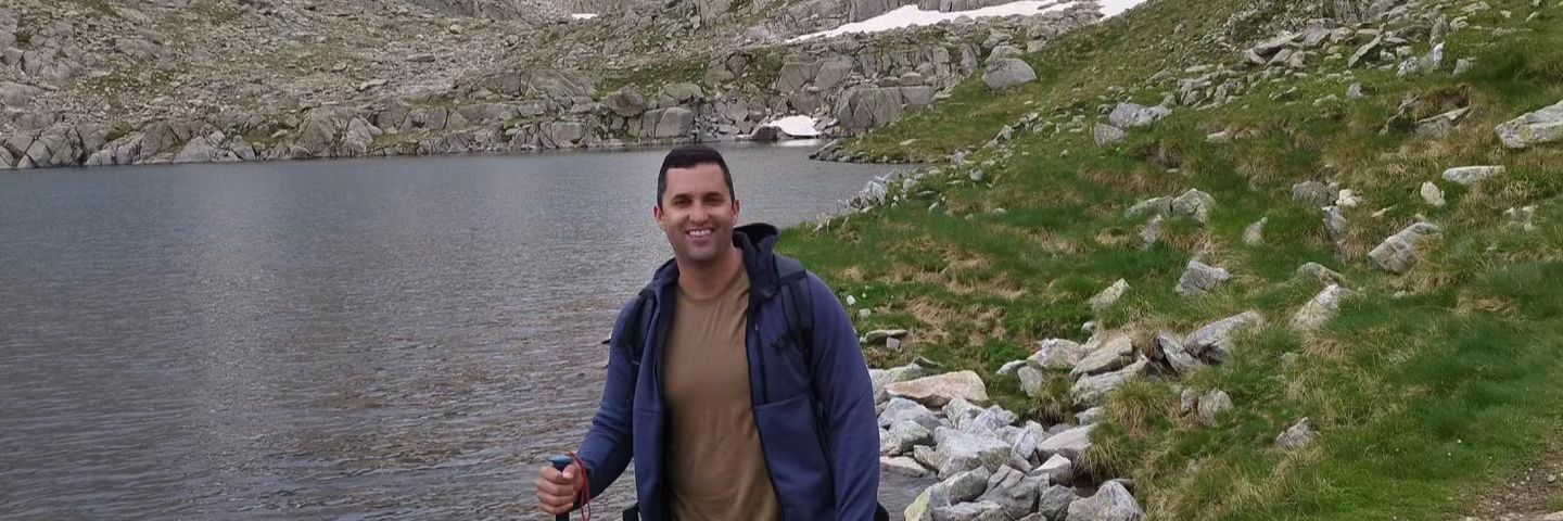 vicavalos's profile banner image