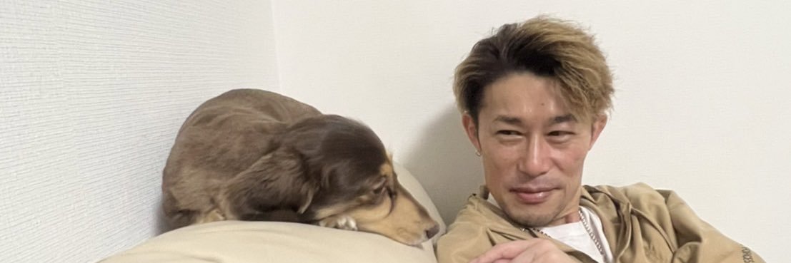 69Hide0518's profile banner image