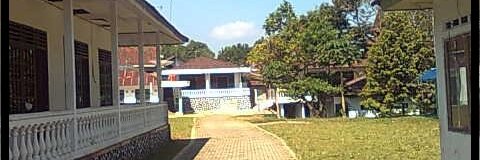 Razak R banner