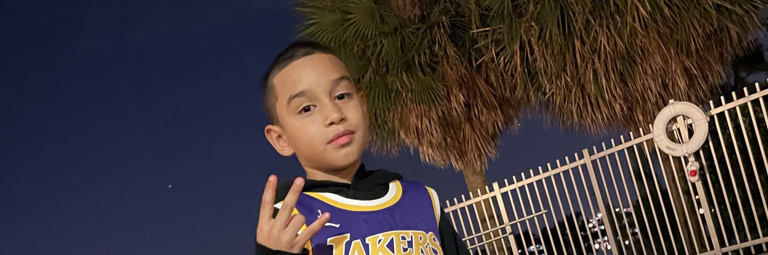 DrizzyGotNow's profile banner image