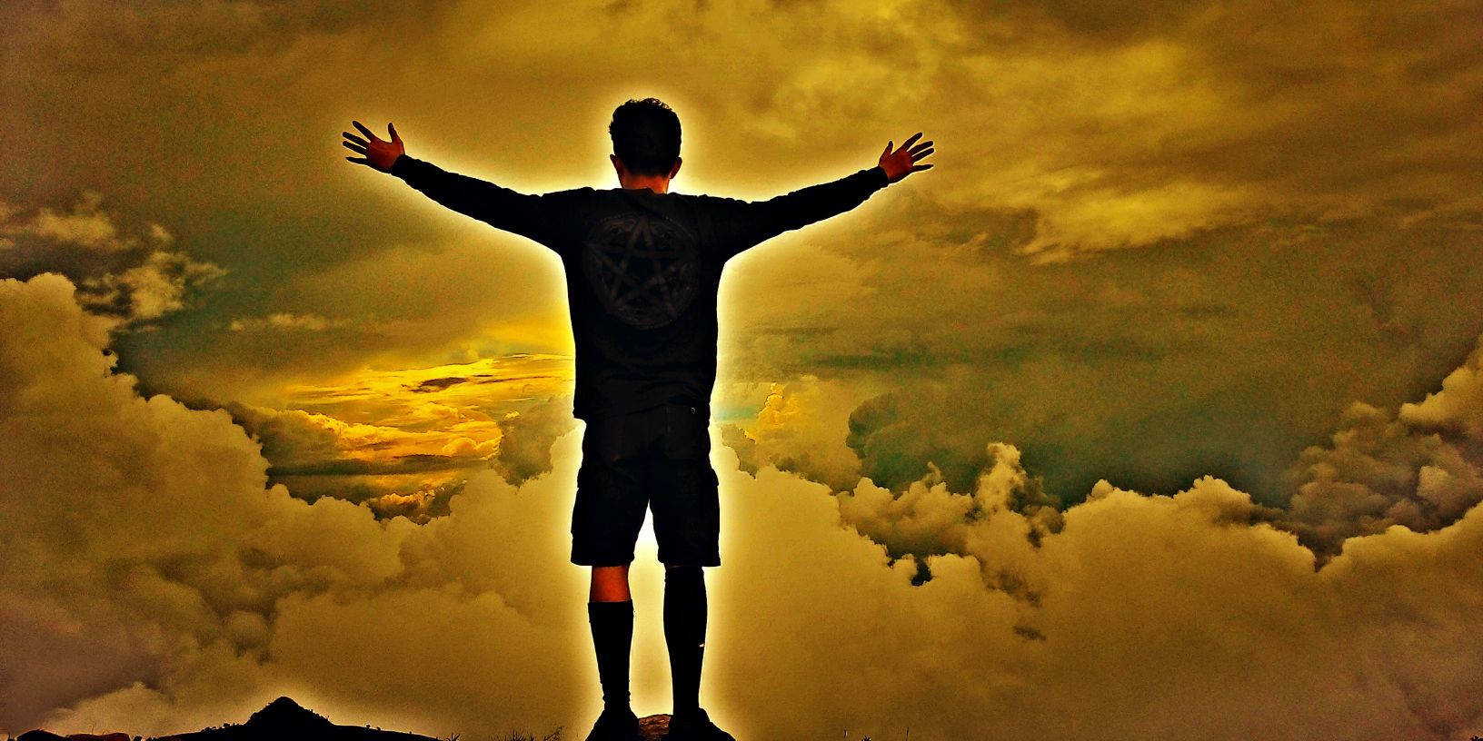 largilar's profile banner image