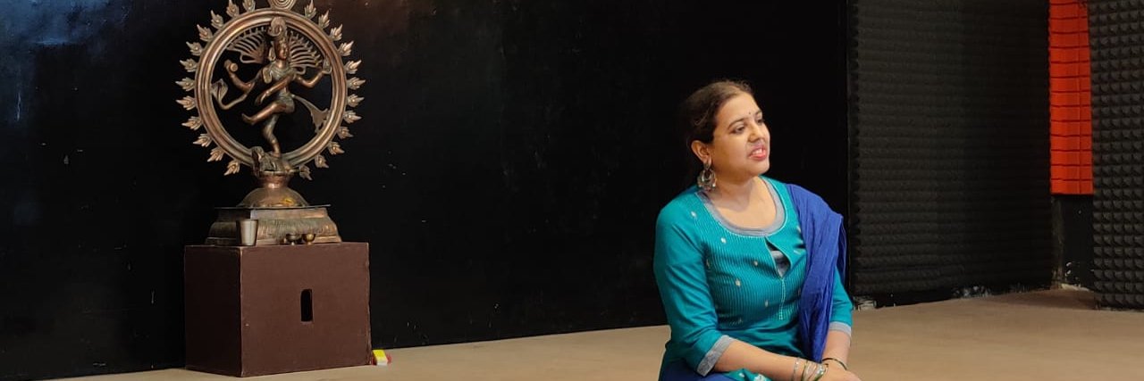 das_devika's profile banner image