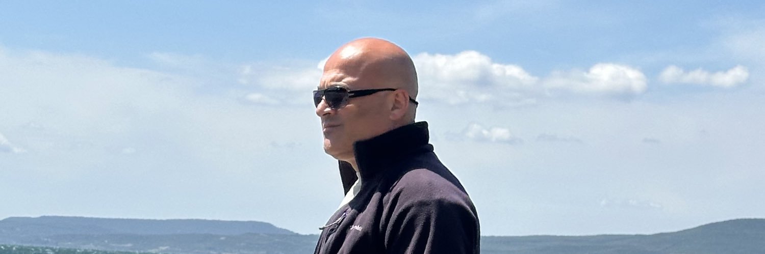 ozer3472's profile banner image