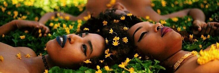 Thursday's Child🌻👸🏾 banner