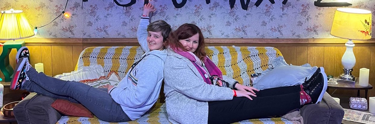 💃Silver Rose 🍰 karma is a cat 🌹 banner