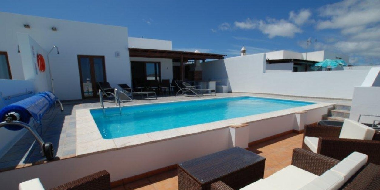Bay_View_Villa's profile banner image