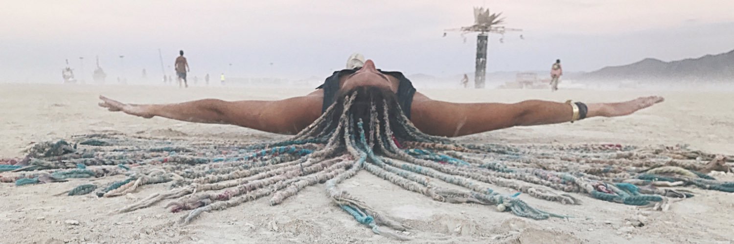 bldove's profile banner image