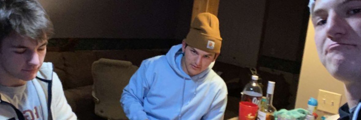 Alex_Warren2's profile banner image