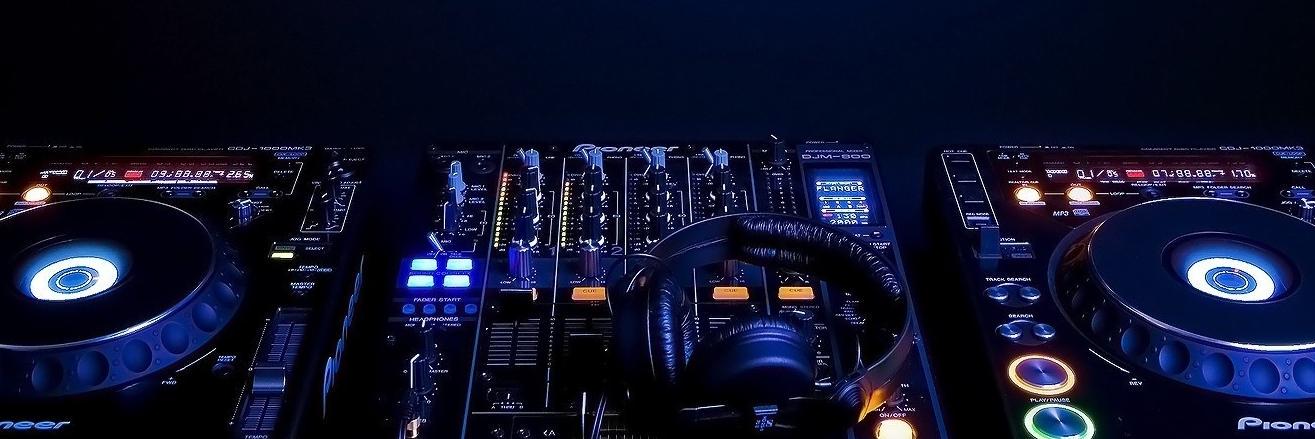 allex_wilde's profile banner image