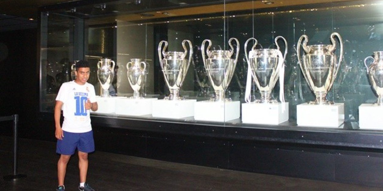 mooath42's profile banner image