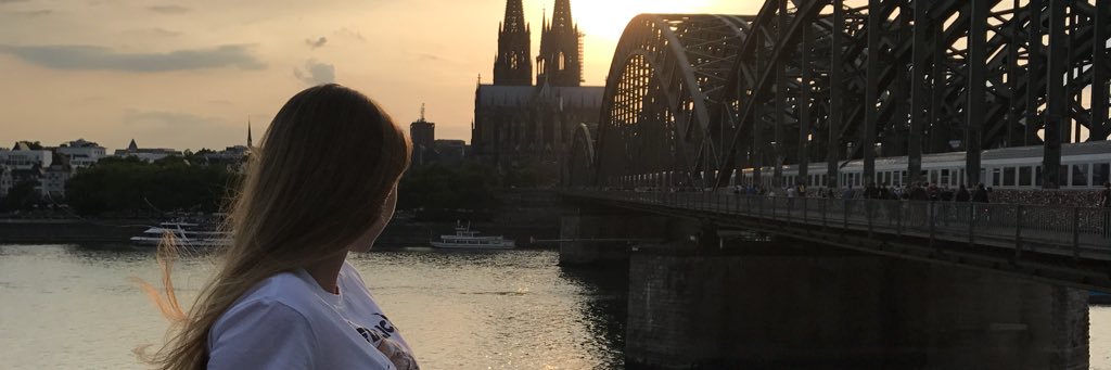 priskaworld's profile banner image