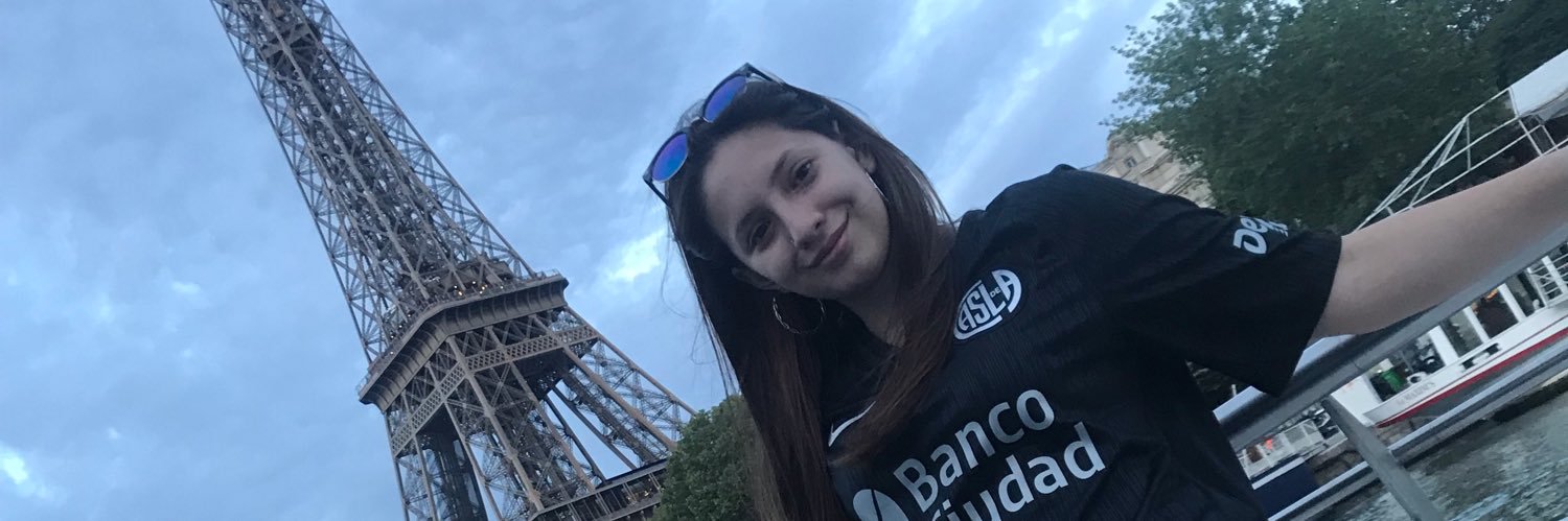Lariroodriguez's profile banner image