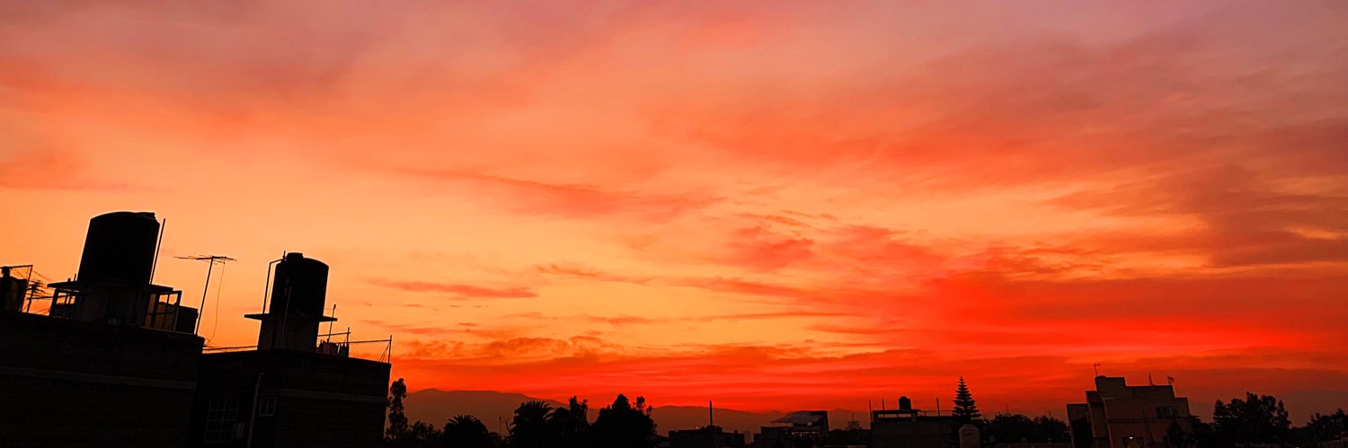 MerylinCastillo's profile banner image