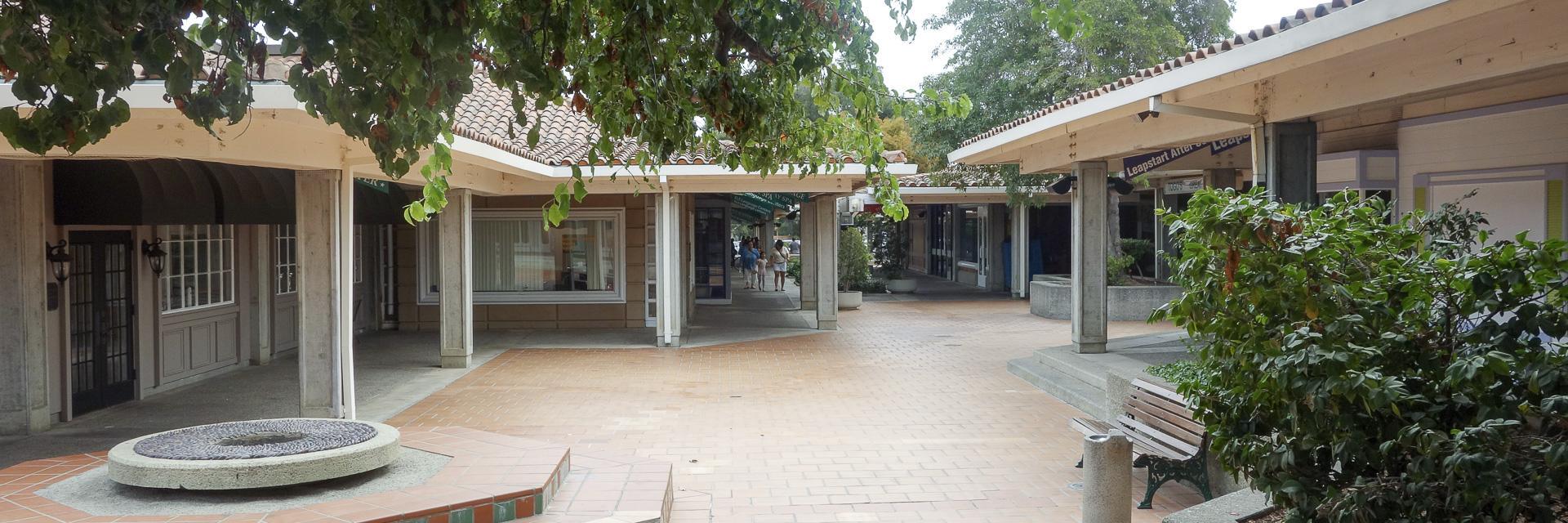 OaksShopping's profile banner image
