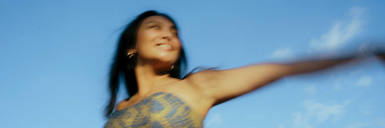 LeahHalili's profile banner image