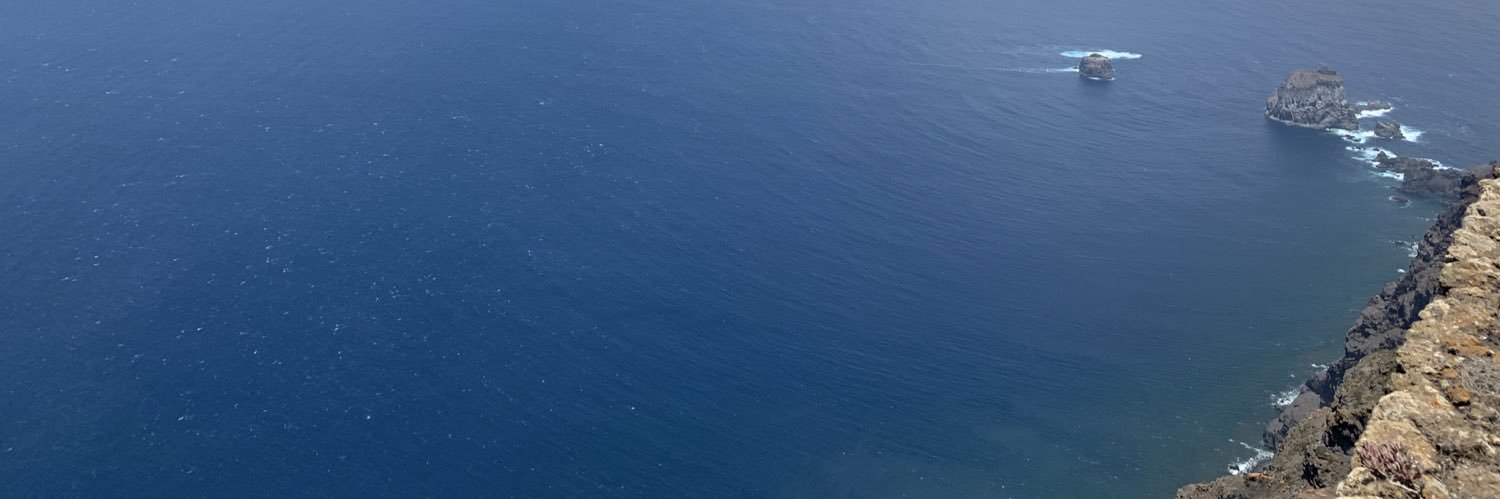 romanroblesv's profile banner image