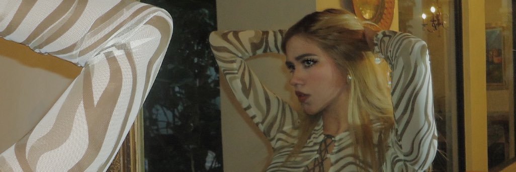 moonfermor_'s profile banner image