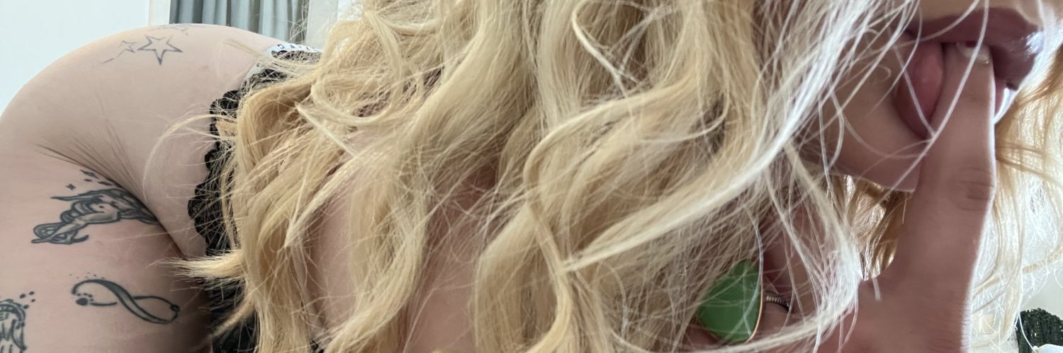 Molly Rae banner