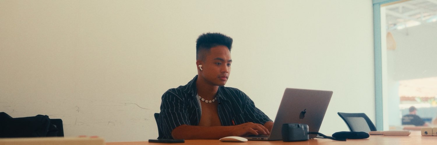 roshchristian's profile banner image
