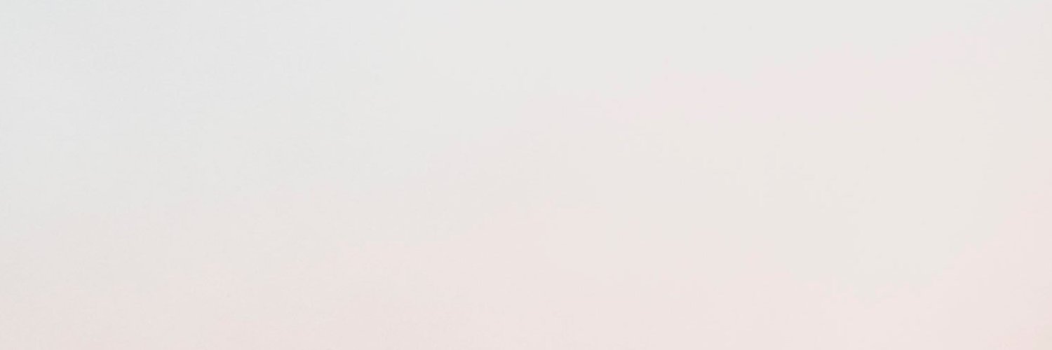 komoholic's profile banner image