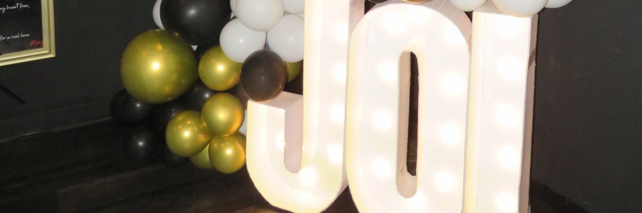 March 8th ❤ banner