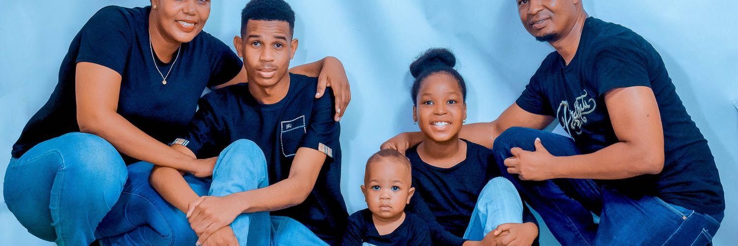 kimanuu's profile banner image