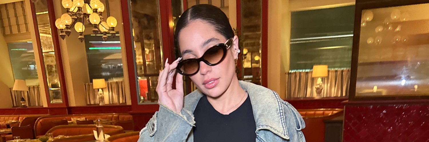 Andrea de Castro Ayala banner