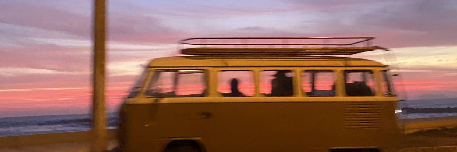 loresofiav's profile banner image