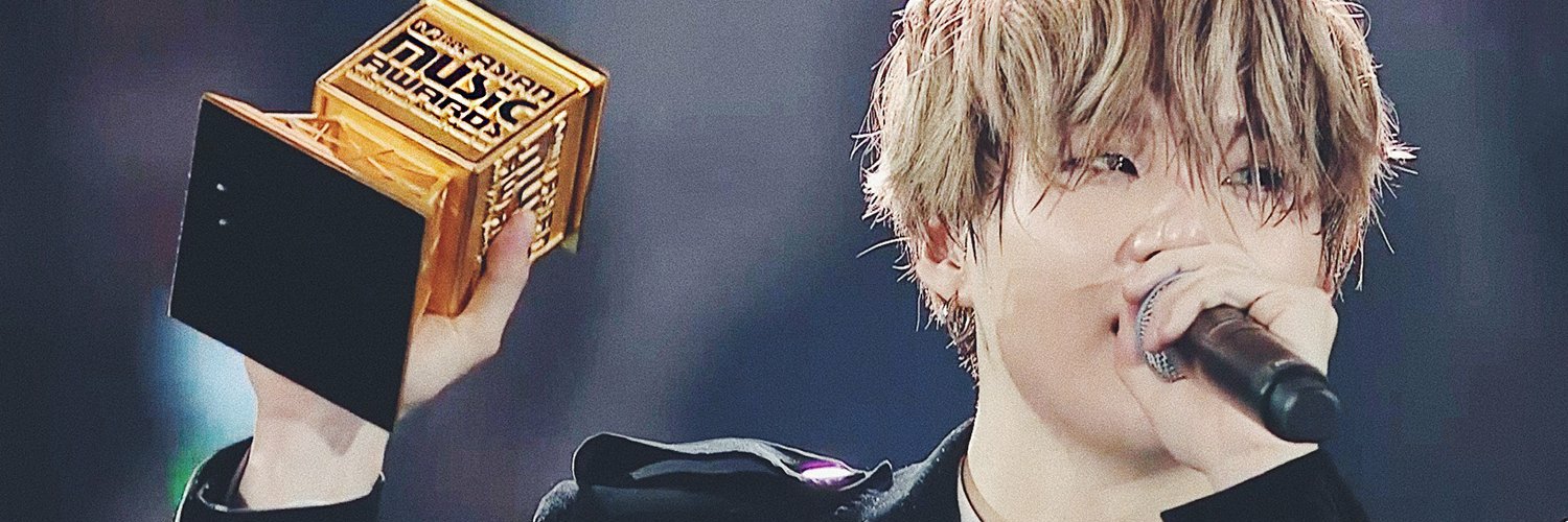 ninakatrinna's profile banner image