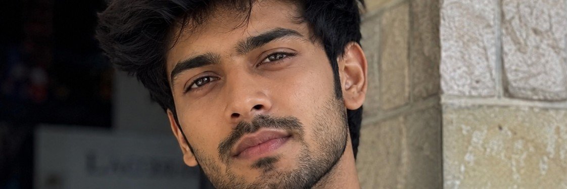 kabirkapoor16's profile banner image