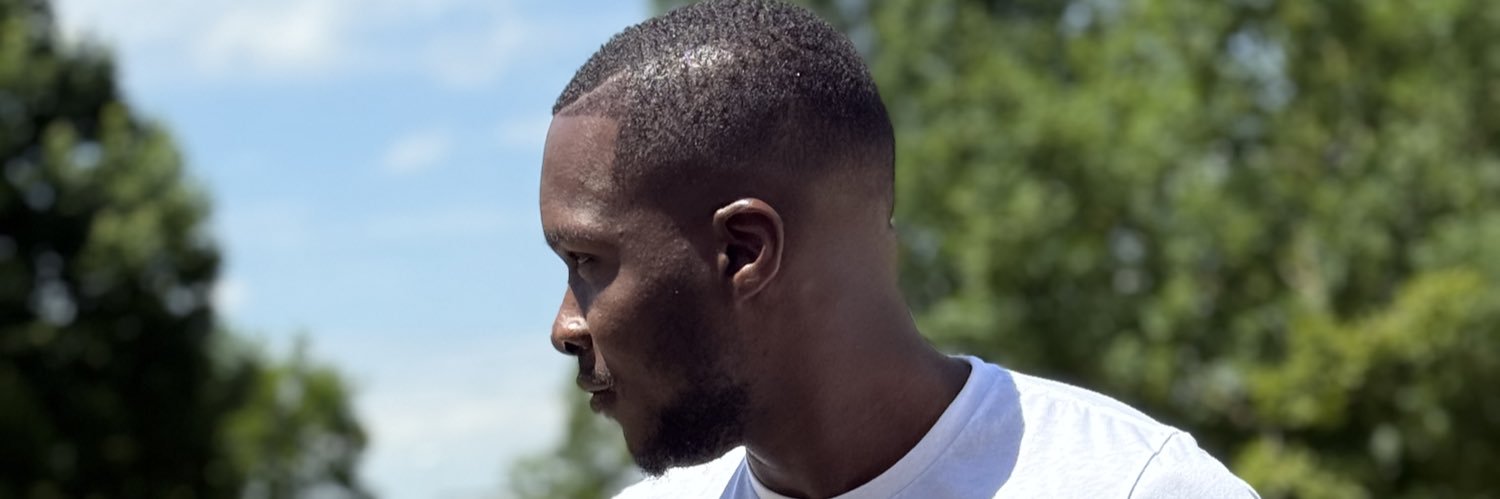suckdams's profile banner image