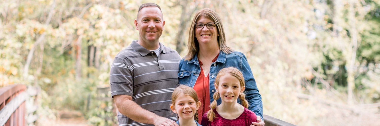 esincroft's profile banner image