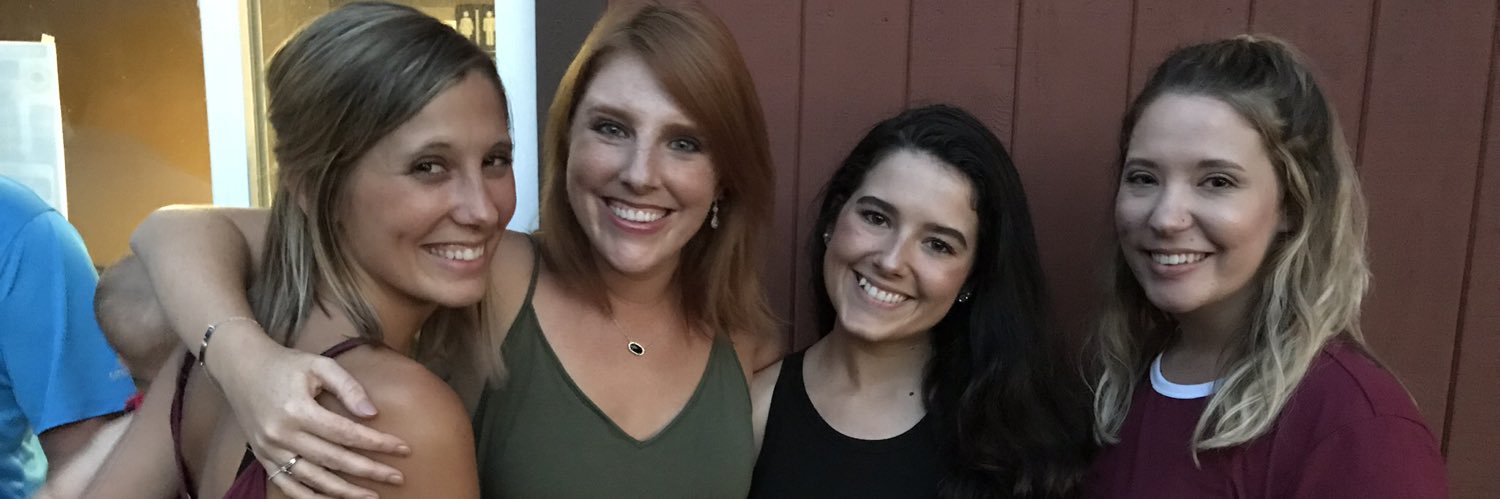 EmiLeannee's profile banner image