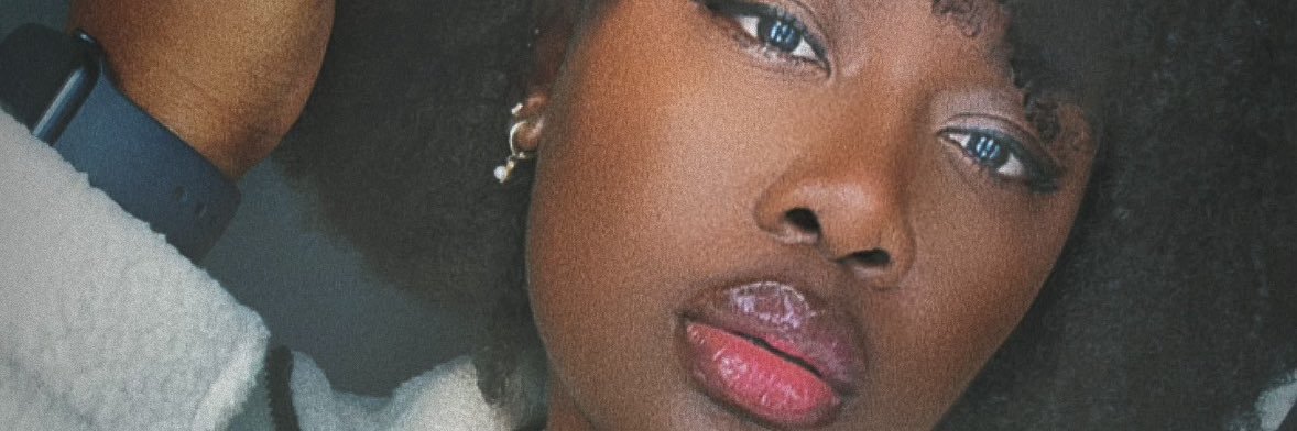 lynn170193's profile banner image